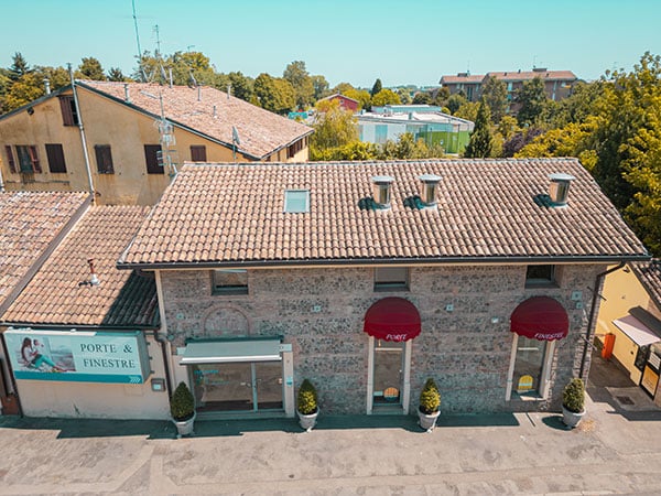 negozio-di-serramenti-parma